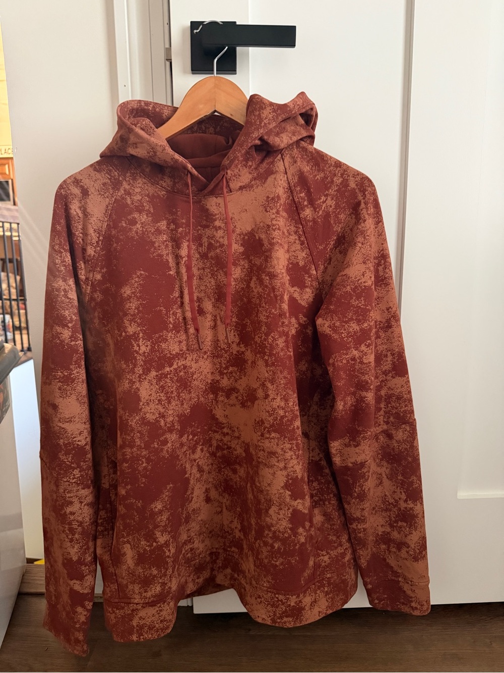 Men’s lululemon hoodie